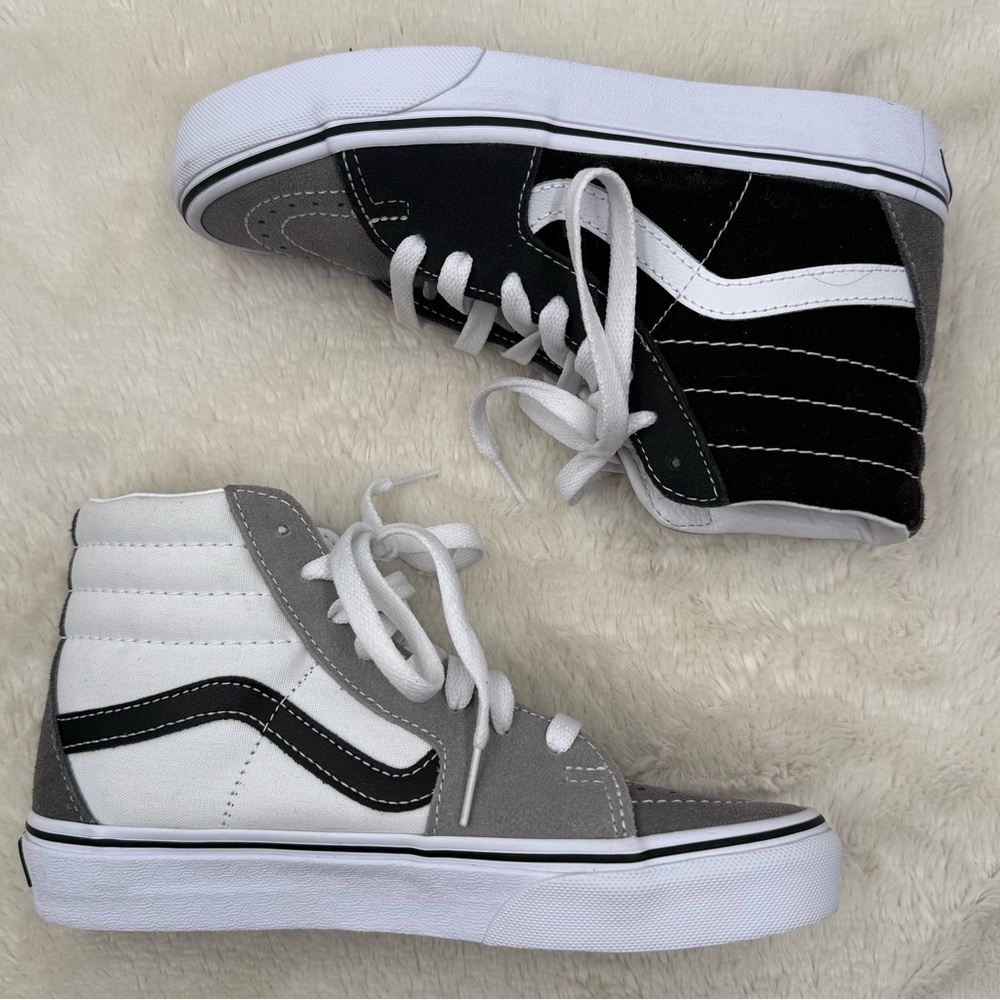 Vans Unisex Youth Mix & Match Sk8-Hi Shoes Size 3.5 Men/5 Women Black/True White